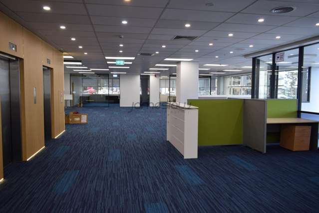 1/15 Osterley Way Manukau_4