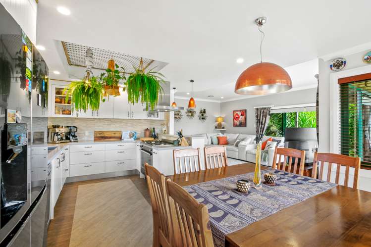 128 Wairau Road Oakura_9