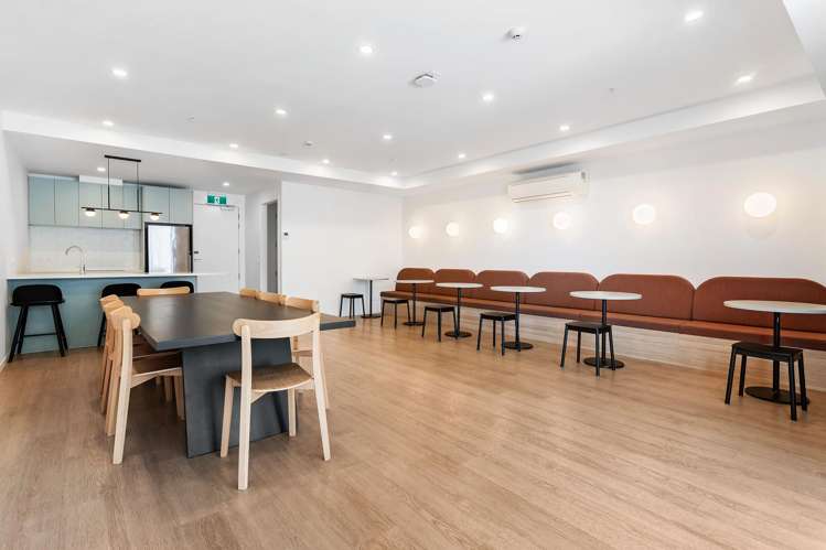 214/1817a Great North Road Avondale_8