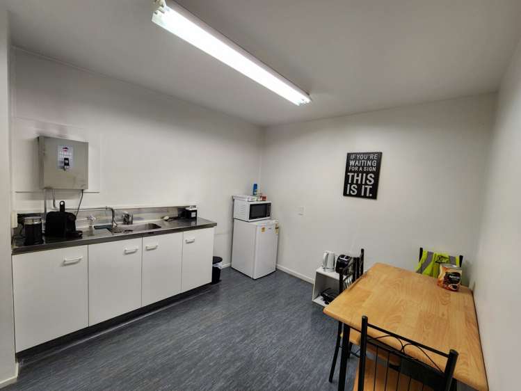 100 Mowbray Street Waltham_11