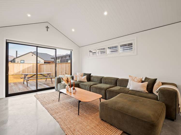 6 Cheviot Street Jacks Point_13