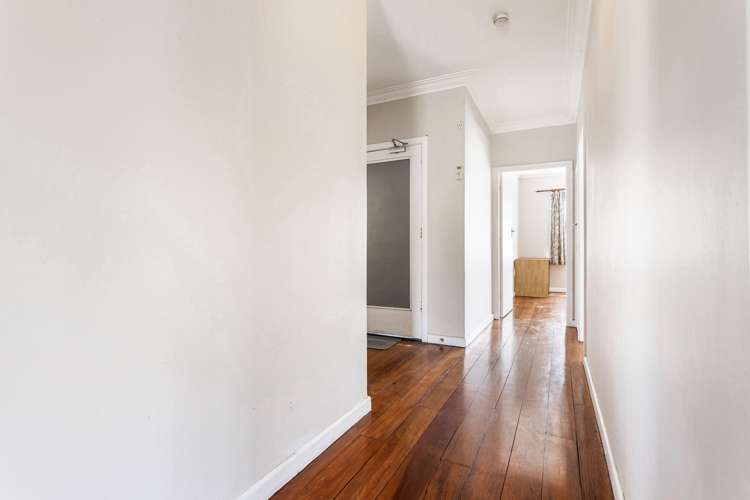 58 Hutchinson Avenue New Lynn_17