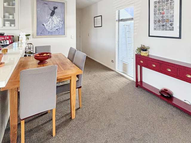 77 Mary Ellen Street 2340_3