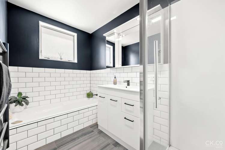 34 California Drive Totara Park_12