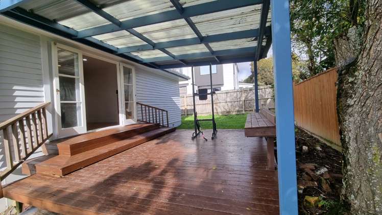 1/110 Lynwood Road Te Atatu South_36