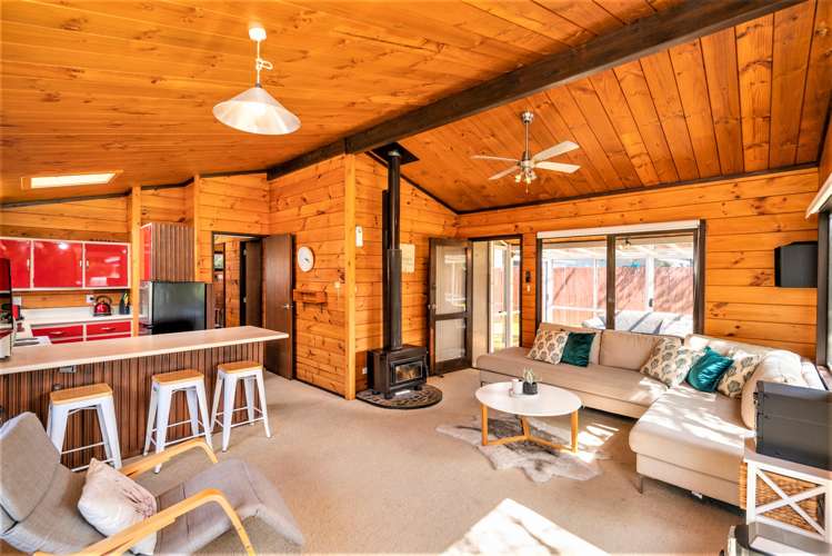 13 Coronation Row Pauanui_3