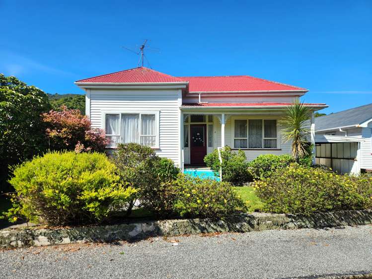 9 Heaphy Street Greymouth_22