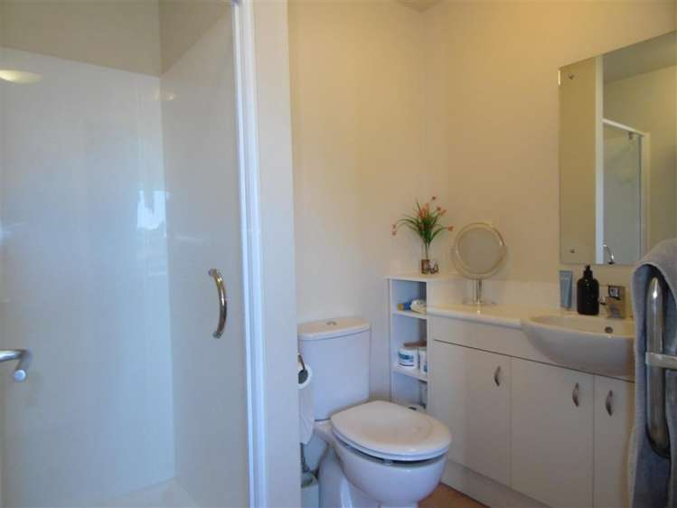 B4/30-36 Bay Palms, Bute Road 1607_7
