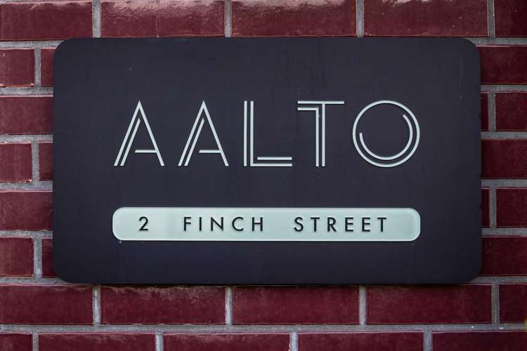 402/2 Finch Street Western Springs_22