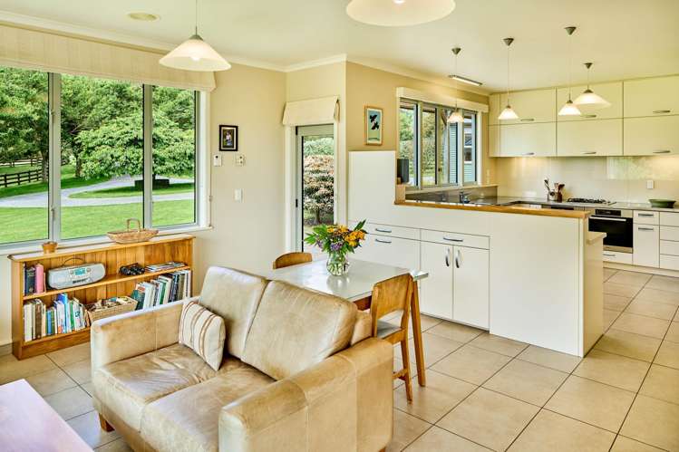 92 Kaitawa Road Te Horo_12