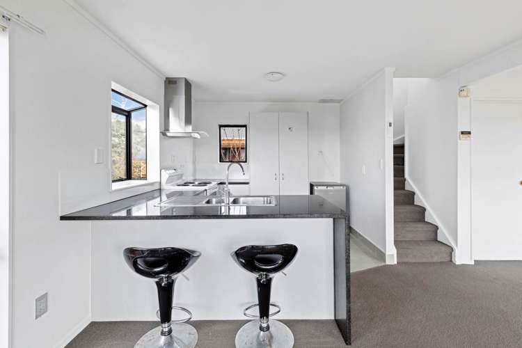 1/20 Cassandra Grove Totara Vale_10