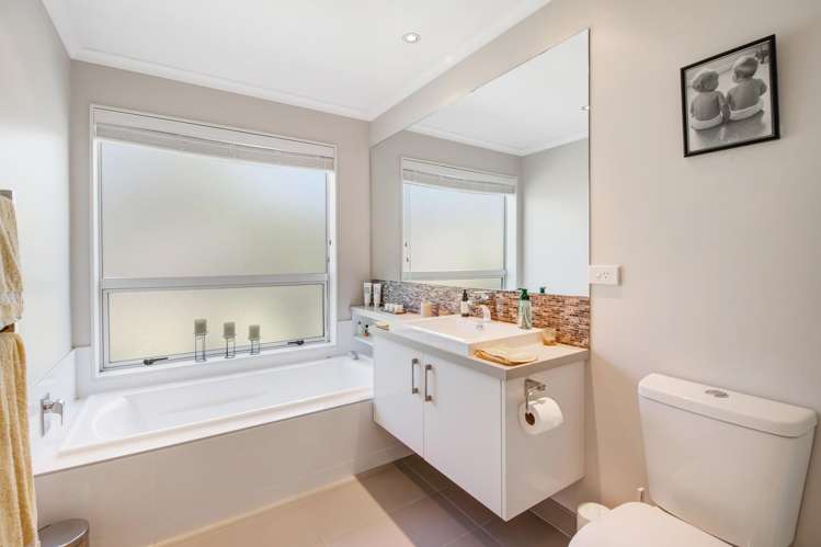 6 Greyfort Road Silverdale_17