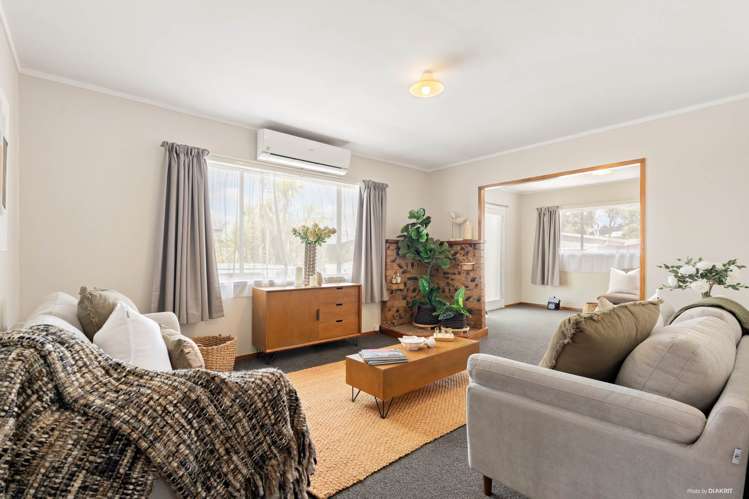 52 Glengarry Road Glen Eden_7