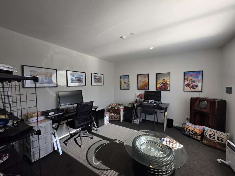 6/4 Lake Bryndwr Lane Burnside_7
