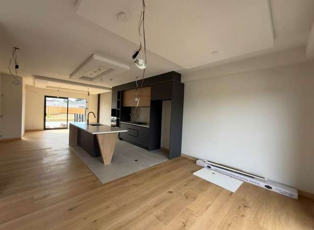 Unit 4/91 Otuwairoa Esplanade Papakura_1