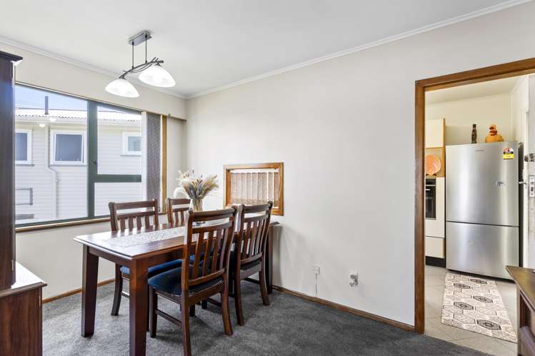 22 Cotswold Crescent Newlands_6