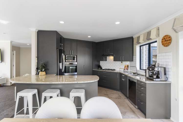 3 Wakaroa Avenue Te Atatu Peninsula_8