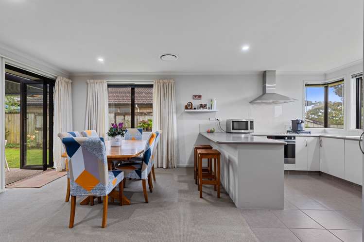 21 Galloway Crescent Pyes Pa_10