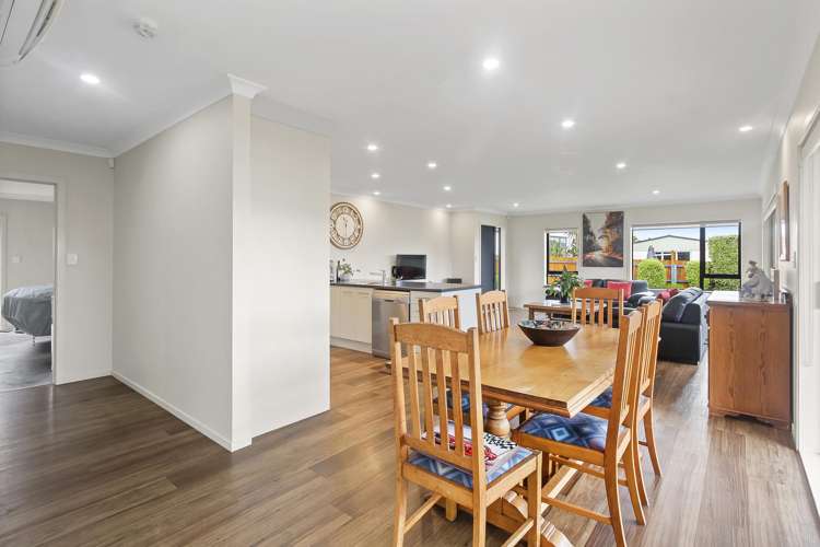 7 Vela Place Clarks Beach_9