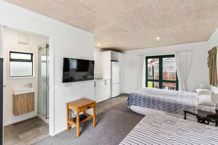 221 Linton Crescent Whangamata_17