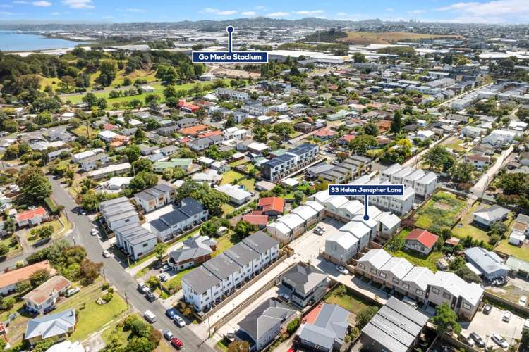 33 Helen Jenepher Lane Mt Wellington_21