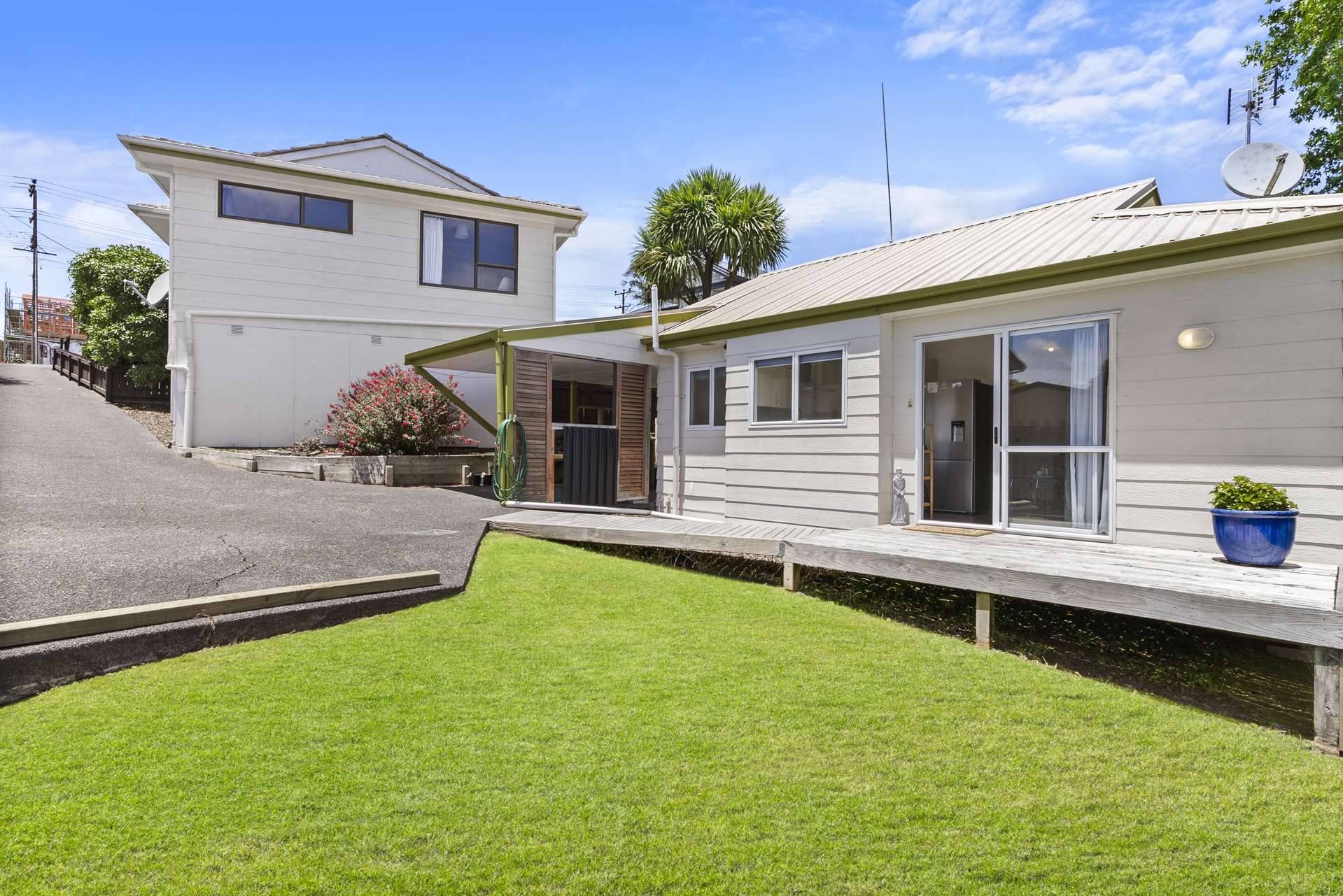 33 & 33a Hetherington Road Ranui_0