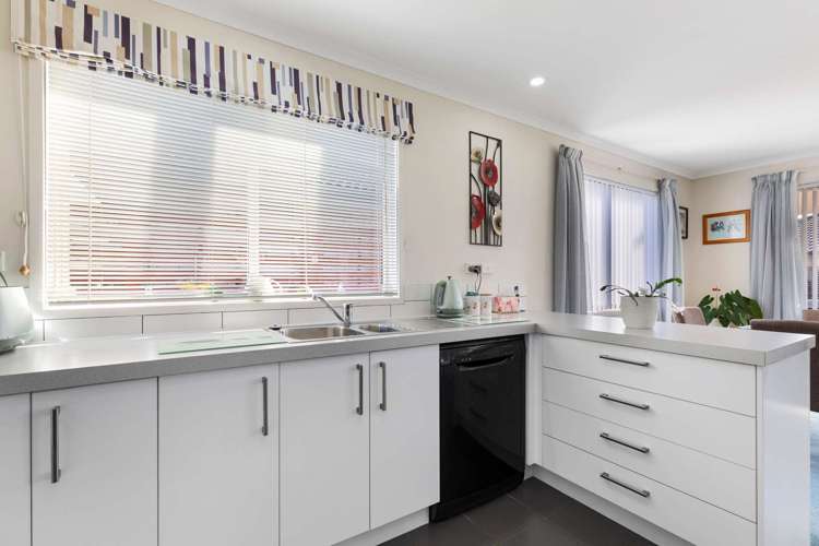 17 Cresta Drive Katikati_3