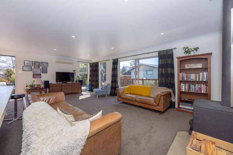 9 Frye Crescent Albert Town_3