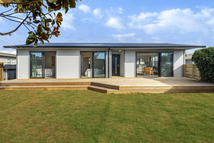 55 Read Street Levin_10