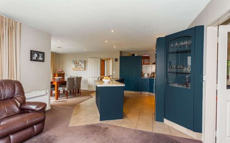 6 Becmead Drive Harewood_7