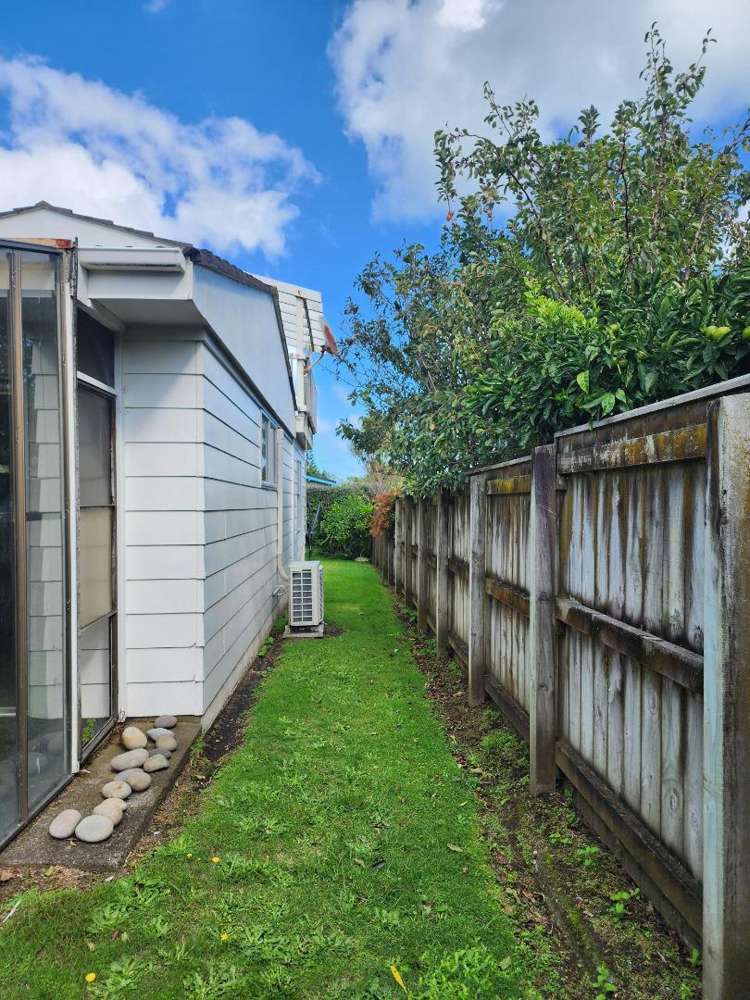 12a Pitcairn Street Oakura_16