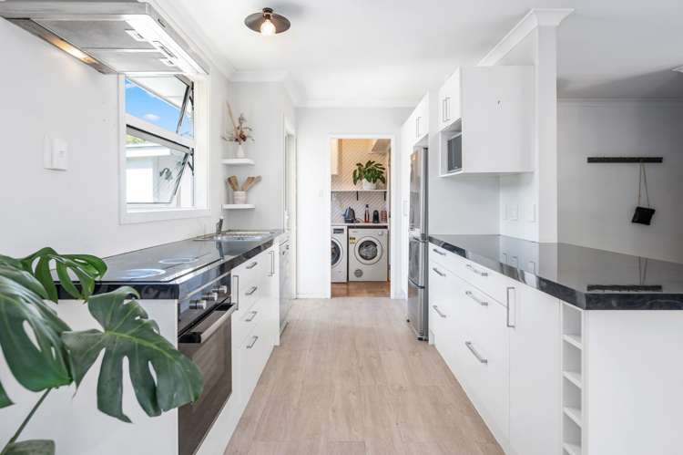 64 Hinemoa Avenue Taupo_2