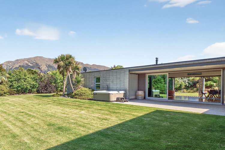 28 Sam John Place Lake Hawea_29