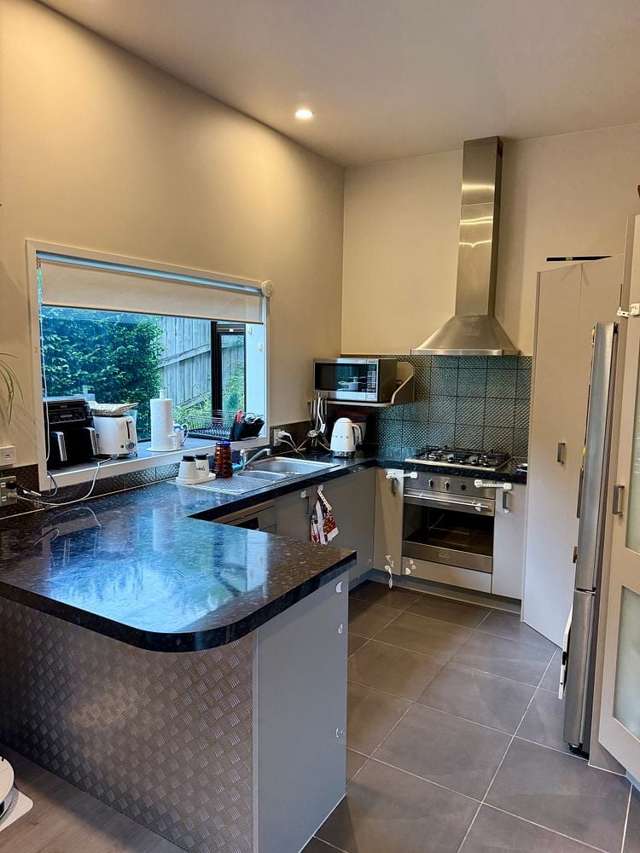 1/112 Coronation Road Hillcrest_3