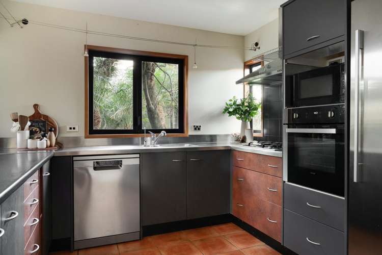 284 Oceanbeach Road_4