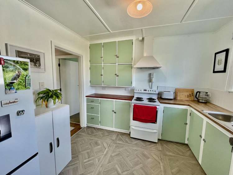 59 Hewer Cresent 1315_6