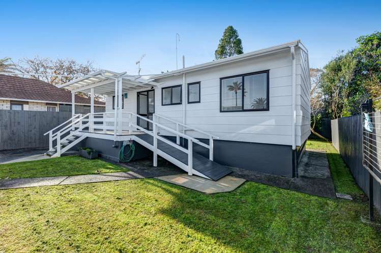 144 Parkhurst Road Parakai_15