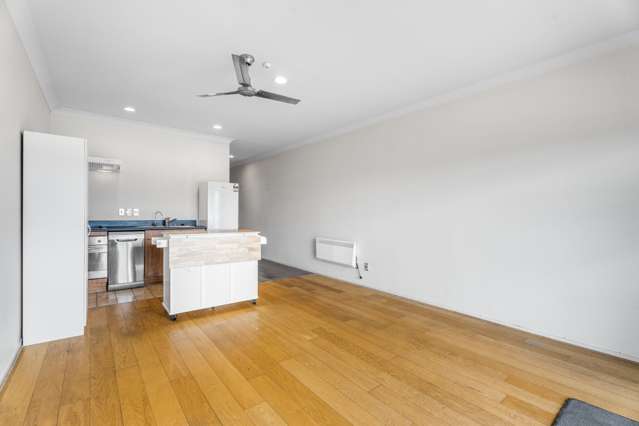 208/3 Morningside Drive 1726_4