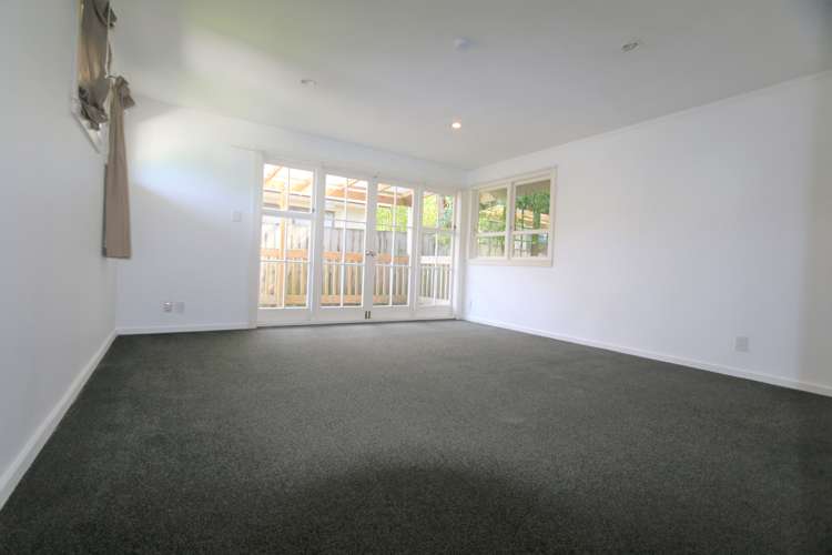 338 Glengarry Road Glen Eden_18