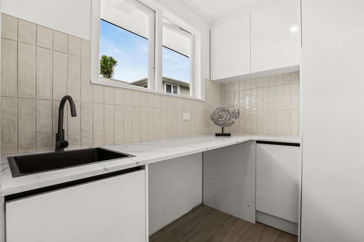 30 Sylvan Crescent Te Atatu South_10