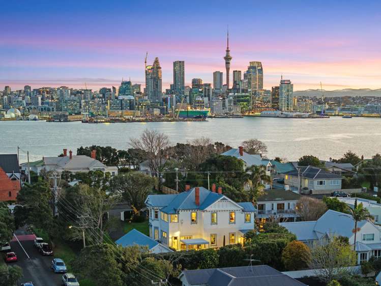 118 Calliope Road Stanley Point_34