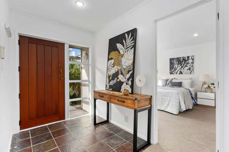 20 Penguin Drive Murrays Bay_6