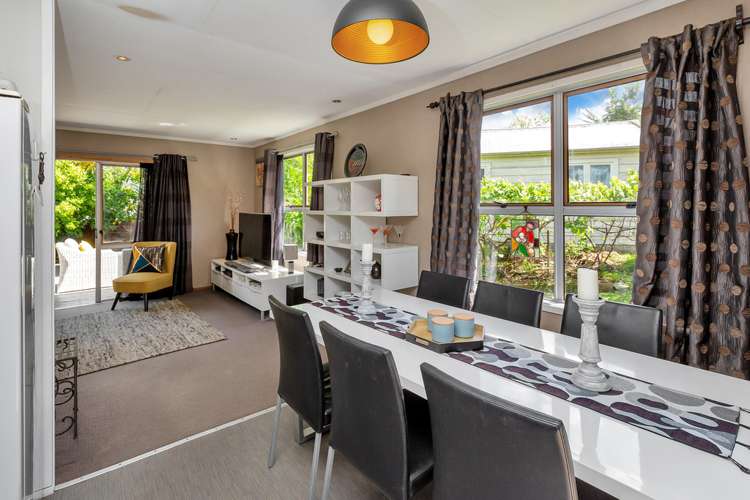 8 Montgomery Avenue Onerahi_6