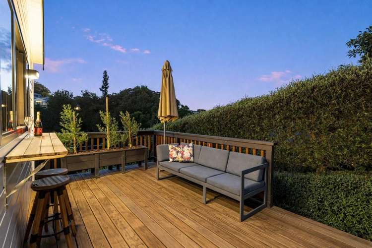 2 Fergusson Way Judea_19