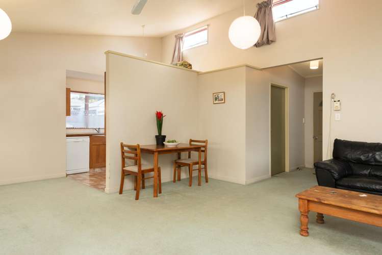 8 Smylie Close Ohauiti_5