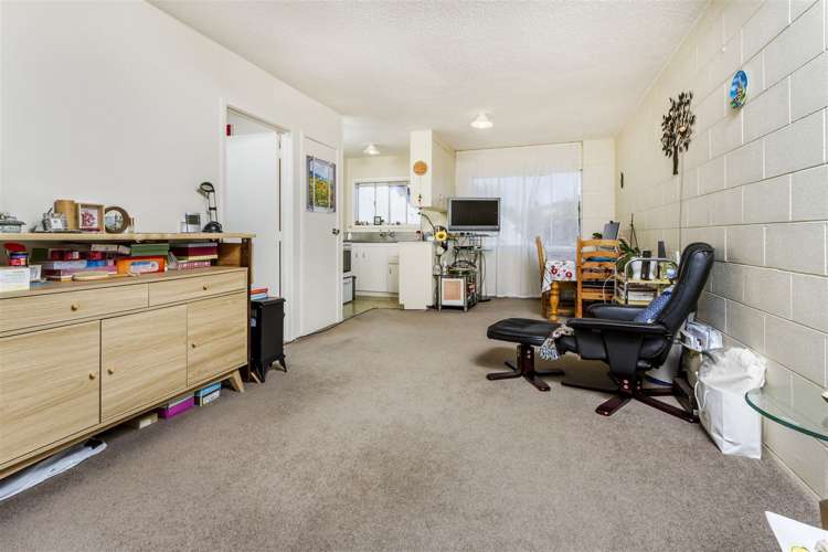 13/72 Kitchener Road Milford_9