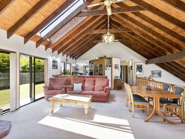 95 Sweetacres Drive Belmont_7