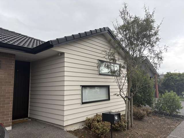Quality Four Bedroom Lakes Property