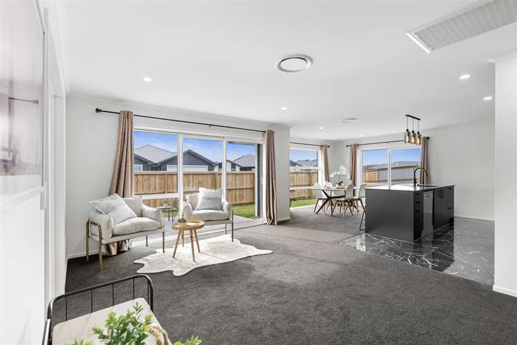 21 Clonbunny Close Rolleston_7