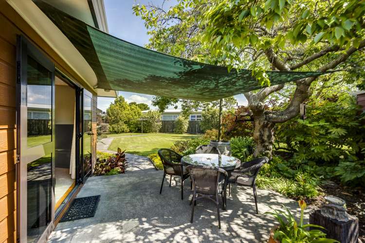 1311 Caroline Road Mayfair_12